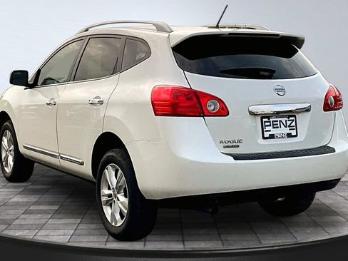 Used 2015 Nissan Rogue S w/ Convenience Package FWD image 4
