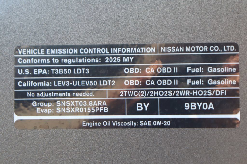 Used 2025 Nissan Frontier PRO-4X w/ Pro Convenience Package AWD/4WD image 13