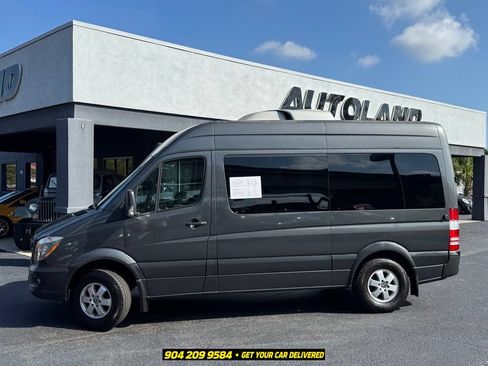Used 2018 Mercedes-Benz Sprinter 2500 image 4