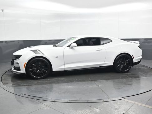 Used 2019 Chevrolet Camaro SS image 7