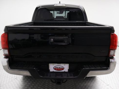 Certified 2020 Toyota Tacoma SR5 image 10