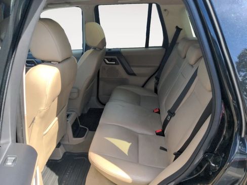 Used 2009 Land Rover LR2 HSE image 13