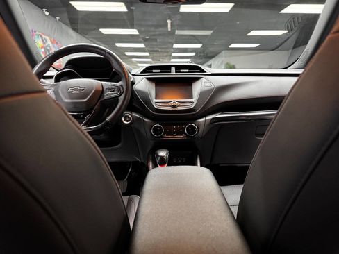 Used 2021 Chevrolet TrailBlazer RS image 39