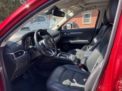 Used 2017 MAZDA CX-5 Touring w/ Preferred Equipment Package image 9