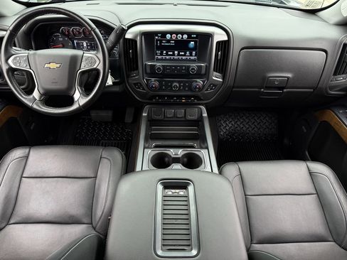 Used 2018 Chevrolet Silverado 1500 LTZ w/ Texas Edition AWD/4WD image 10