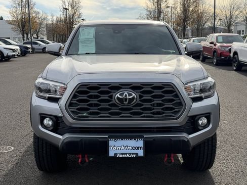 Used 2021 Toyota Tacoma TRD Off-Road image 3