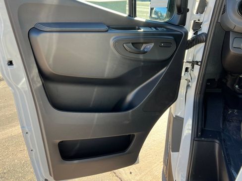 New 2026 Mercedes-Benz Sprinter 2500 image 10