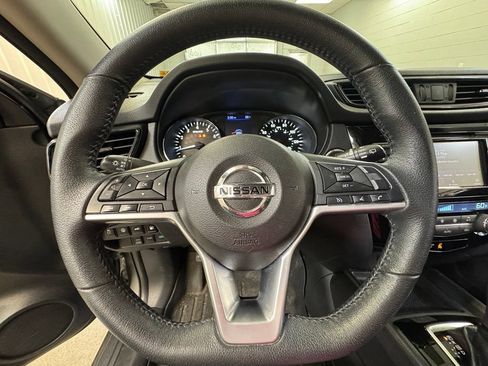 Used 2020 Nissan Rogue SV AWD/4WD image 37