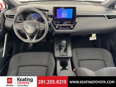 New 2026 Toyota Corolla Cross SE image 7