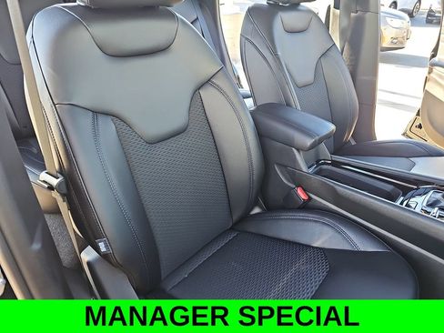 New 2026 Jeep Compass Latitude AWD/4WD image 10