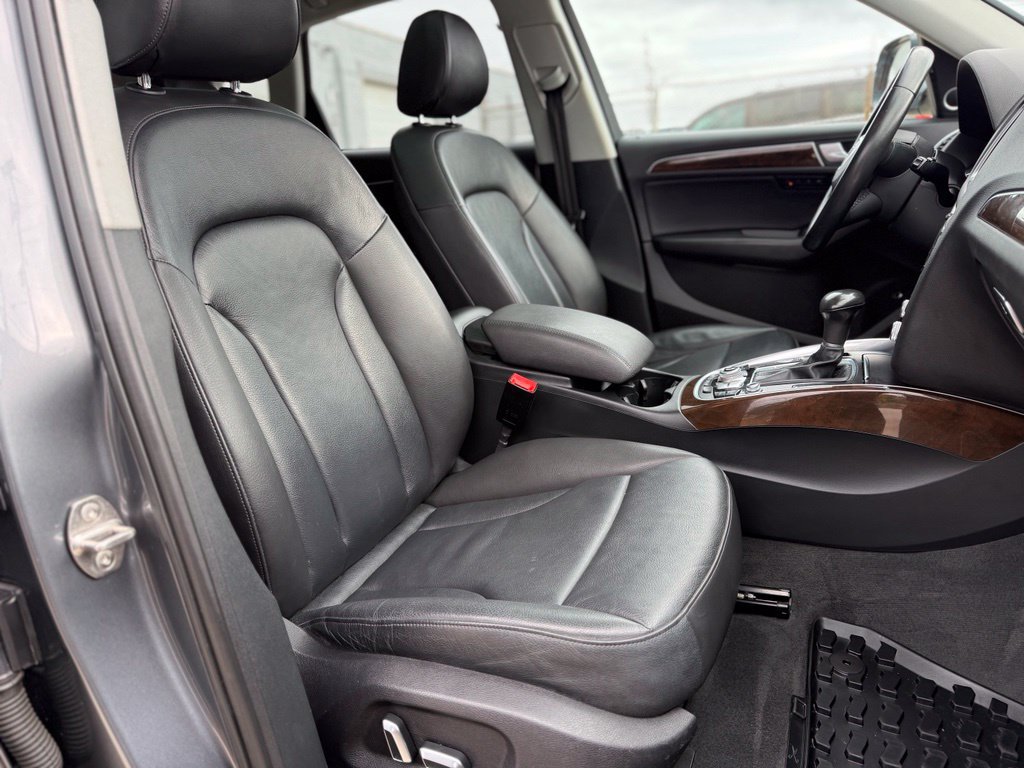 Used 2016 Audi Q5 2.0T Premium Plus w/ Technology Package AWD/4WD image 28