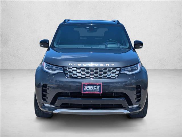 Used 2024 Land Rover Discovery Metropolitan Edition AWD/4WD image 2