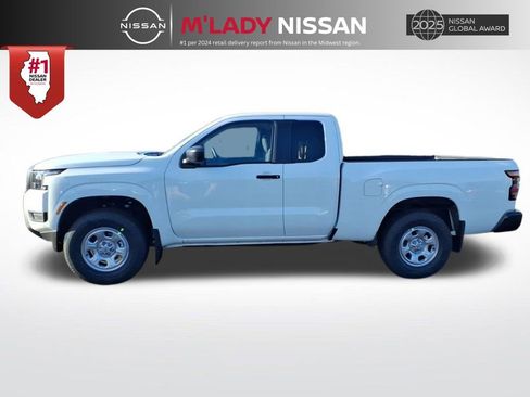 New 2026 Nissan Frontier S image 4