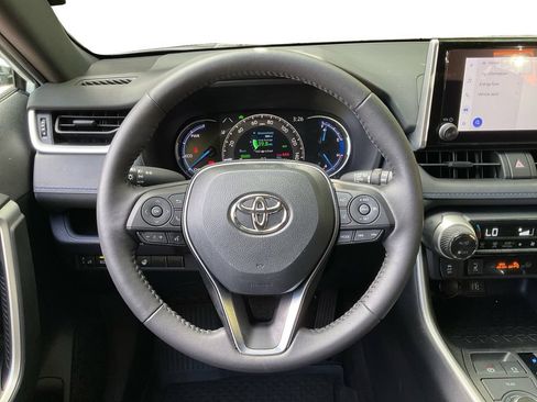 Used 2024 Toyota RAV4 SE w/ Weather Package AWD/4WD image 17