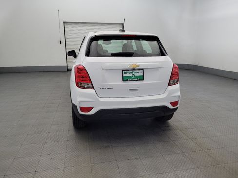 Used 2019 Chevrolet Trax LS image 6