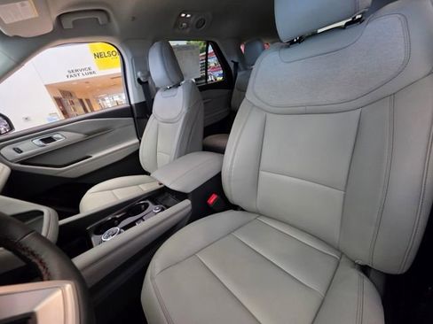 New 2026 Ford Explorer Active w/ Active Comfort Package image 54