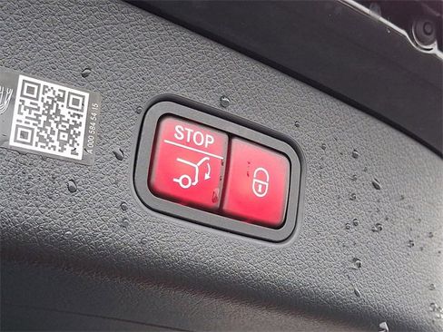 New 2026 Mercedes-Benz GLC 300 4MATIC image 23