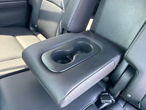 Used 2022 Honda Pilot Special Edition image 39