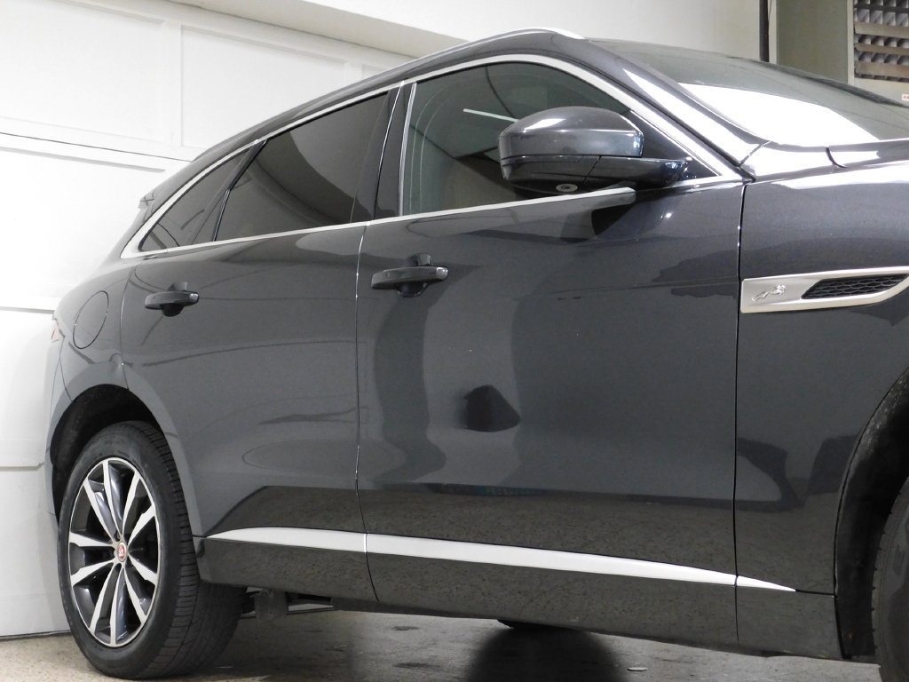 Used 2023 Jaguar F-PACE R-Dynamic S AWD/4WD image 7