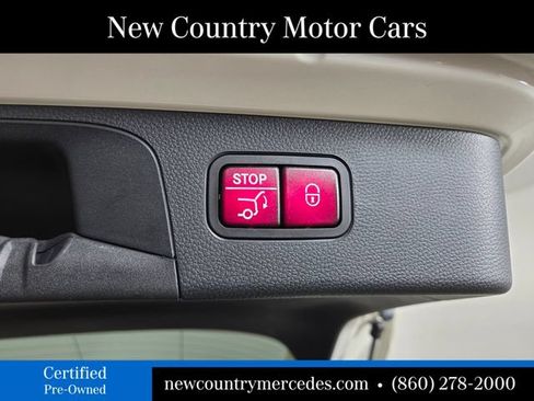 Used 2021 Mercedes-Benz GLC 300 image 14