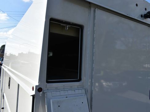 Used 2020 Ford Transit 350 350 AWD 2dr Commercial/Cutaway w/ Interior Upgrade Package image 27