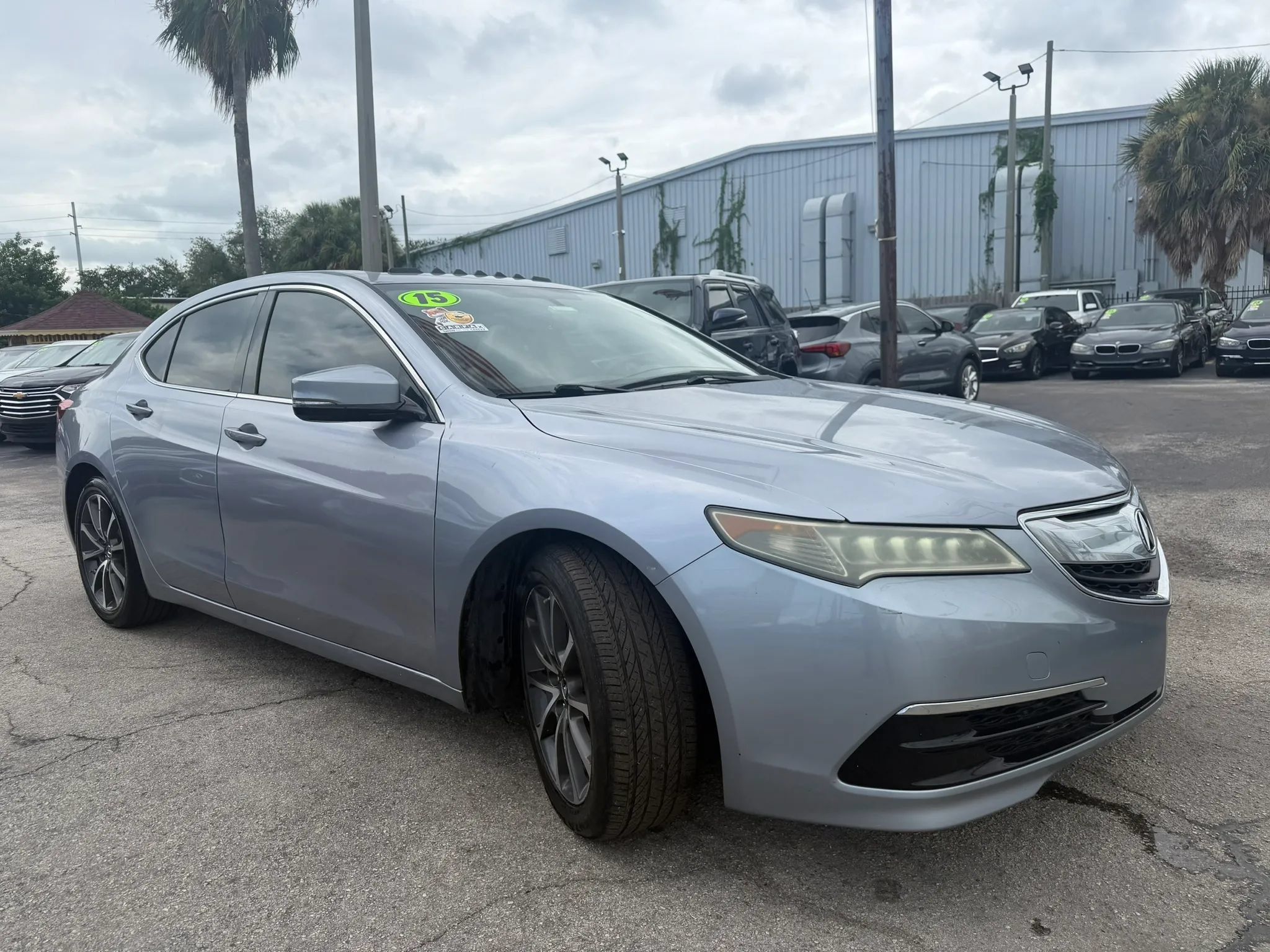 Used 2015 Acura TLX V6 FWD image 3