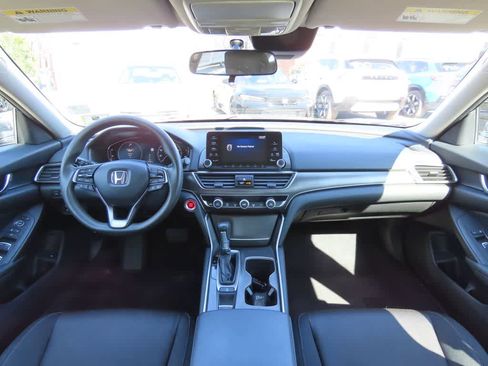 Used 2019 Honda Accord LX image 16