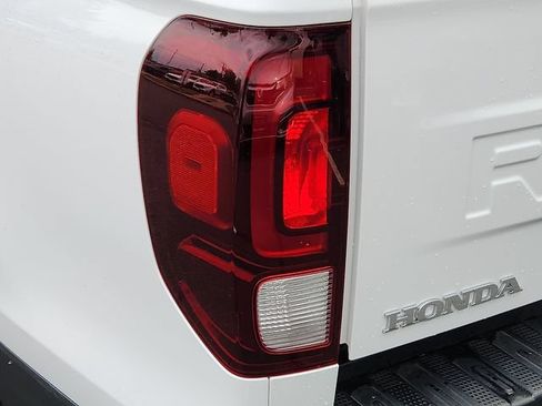 Used 2025 Honda Ridgeline Sport+ image 10