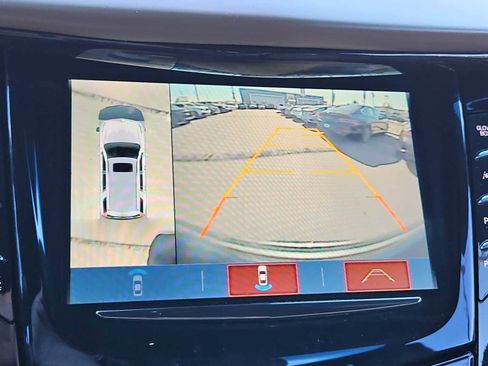 Used 2018 Cadillac Escalade Platinum image 29