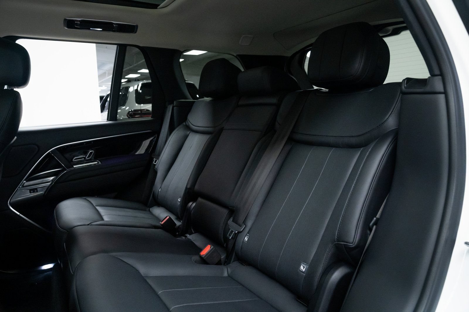 Used 2022 Land Rover Range Rover SE AWD/4WD image 21