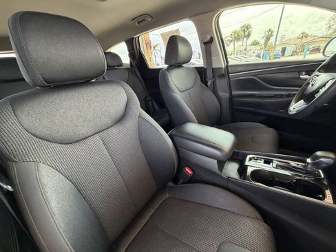 Used 2020 Hyundai Santa Fe SEL FWD image 12
