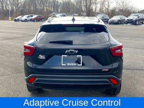 Certified 2025 Chevrolet Trax RS w/ Driver Confidence Package image 4