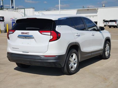 Certified 2023 GMC Terrain SLE FWD image 8