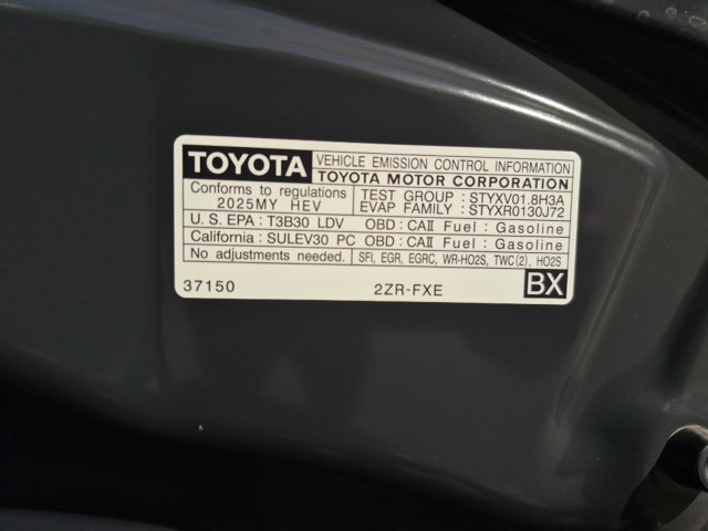 Used 2025 Toyota Corolla SE w/ SE Premium Package FWD image 27