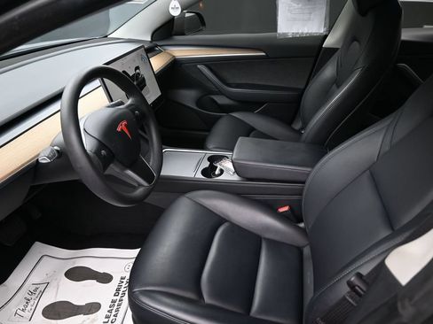 Used 2023 Tesla Model 3 Standard Range RWD image 22
