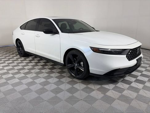 Used 2023 Honda Accord Sport image 1