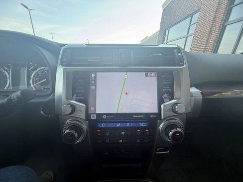 Used 2022 Toyota 4Runner Limited AWD/4WD image 29