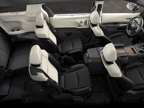 New 2026 Toyota Sienna Platinum image 4