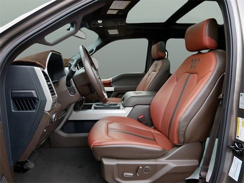 Used 2022 Ford F450 King Ranch w/ King Ranch Ultimate Package image 10