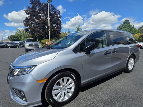 Used 2019 Honda Odyssey LX image 1