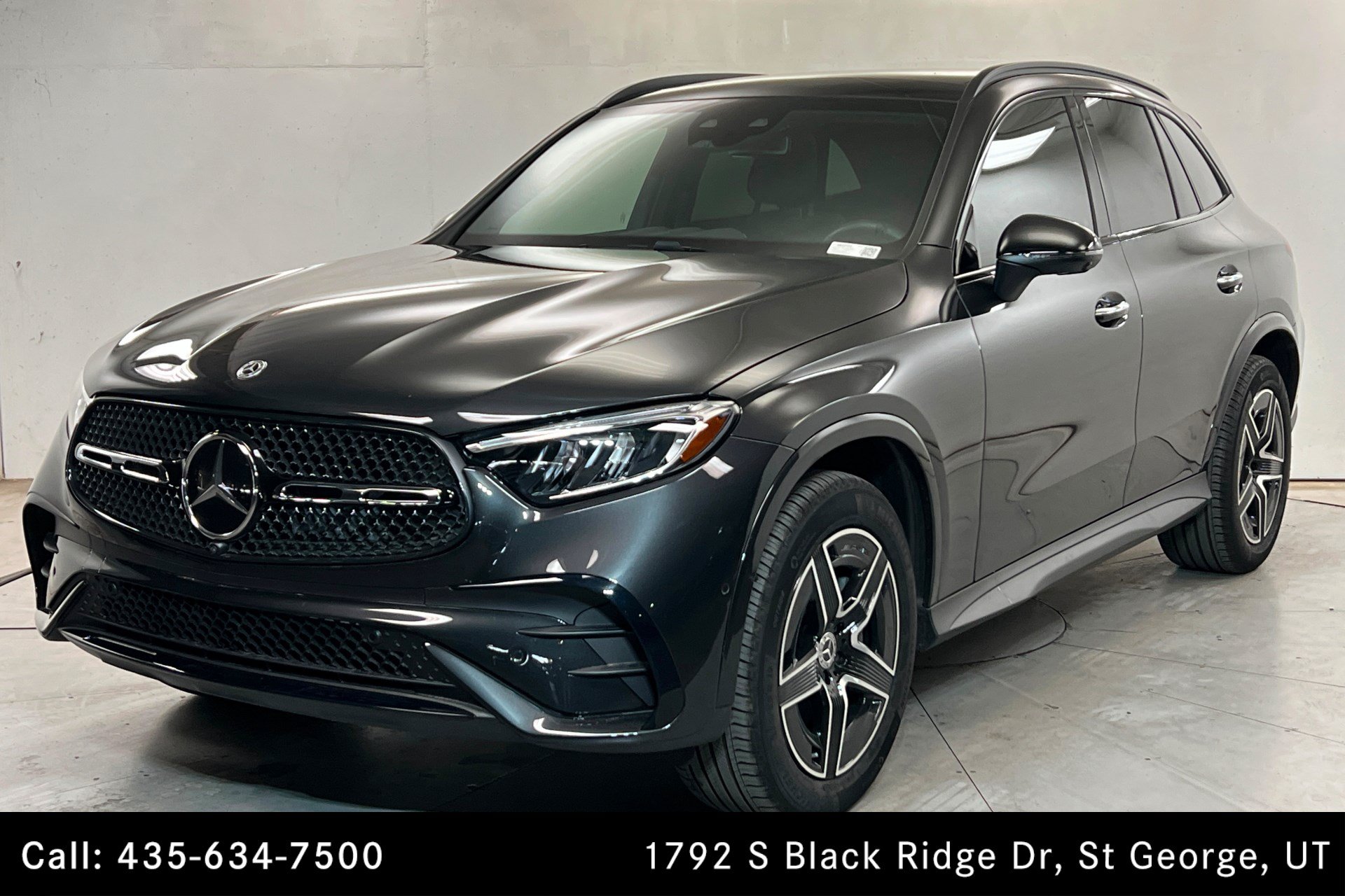 Certified 2026 Mercedes-Benz GLC 300 4MATIC image 1