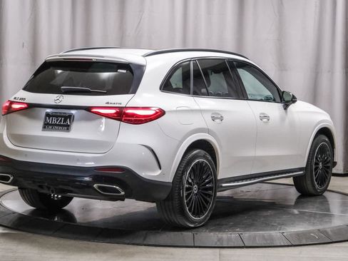 Used 2023 Mercedes-Benz GLC 300 4MATIC w/ AMG Line image 4