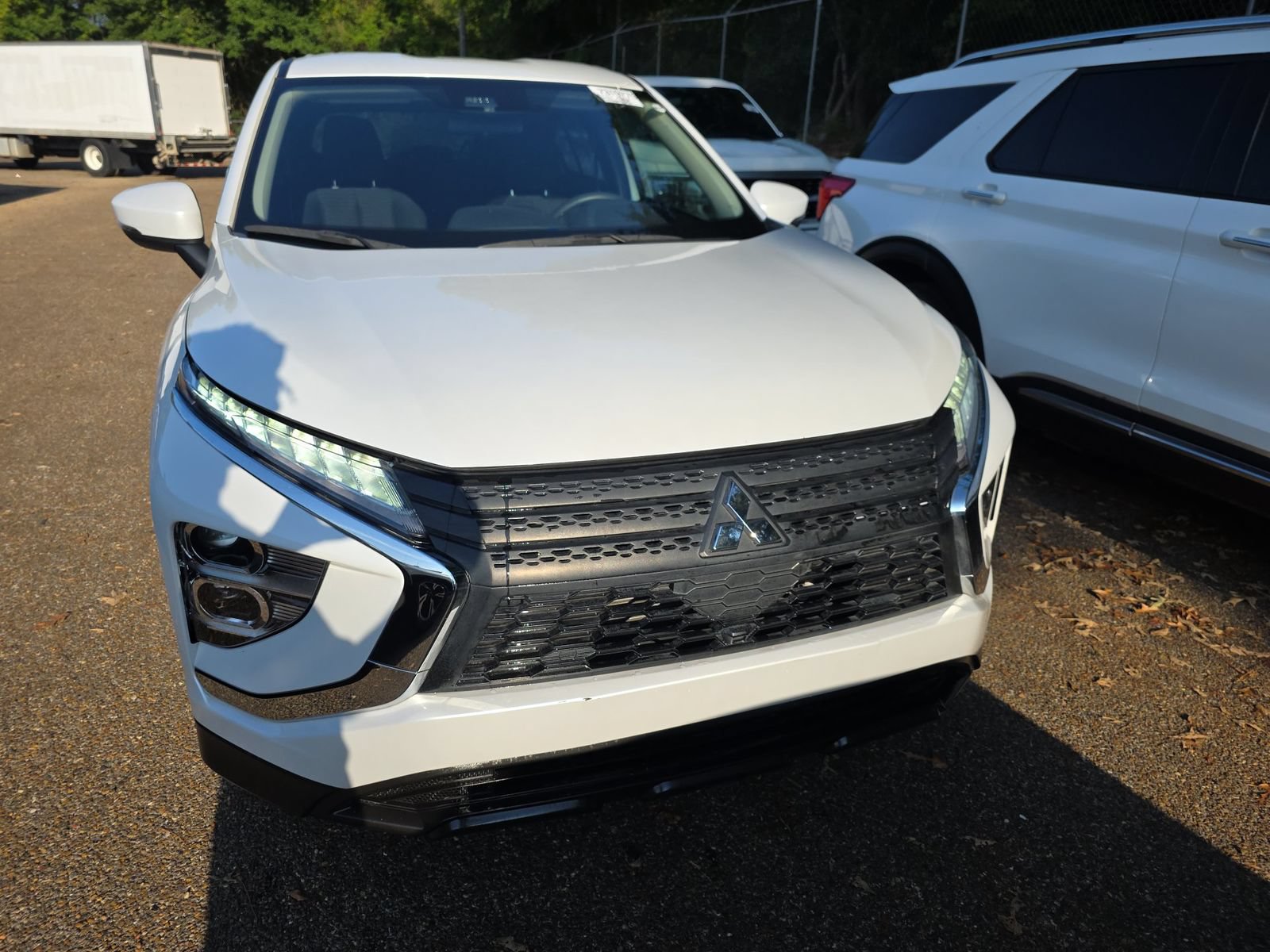 Used 2024 Mitsubishi Eclipse Cross ES AWD/4WD image 2