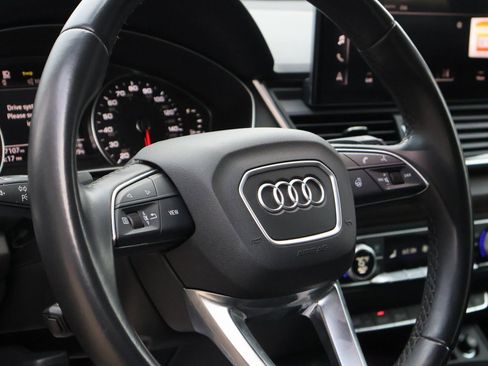 Used 2022 Audi Q5 2.0T Premium w/ Convenience Package image 21