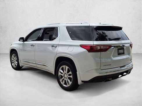 Used 2021 Chevrolet Traverse High Country FWD image 7
