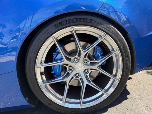 Used 2020 Chevrolet Corvette Stingray Convertible w/ Z51 Performance Package image 11