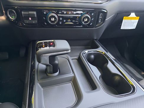 New 2026 Chevrolet Silverado 1500 ZR2 w/ Dark Appearance Package AWD/4WD image 28