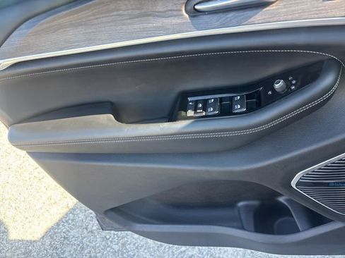 Used 2021 Jeep Grand Cherokee L Overland w/ Luxury Tech Group IV image 10