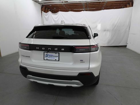 Used 2024 Honda Prologue EX image 5