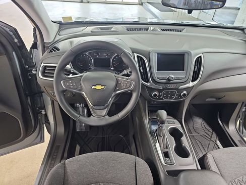 Certified 2024 Chevrolet Equinox LT w/ LPO, Floor Liner Package image 21